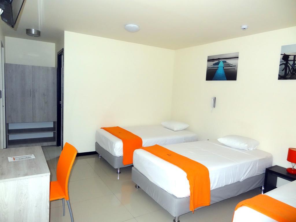 Ivankaa Hostel Trujillo Ngoại thất bức ảnh